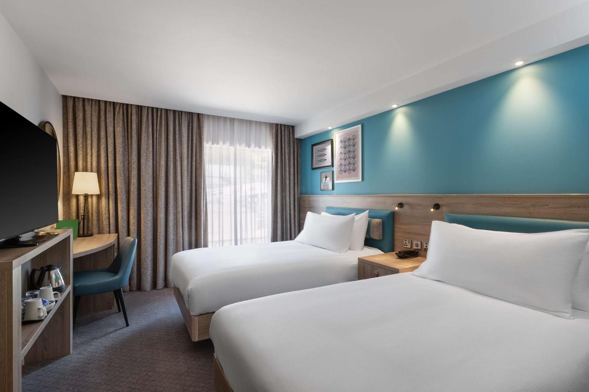 Hampton By Hilton Torquay Hotel Kültér fotó